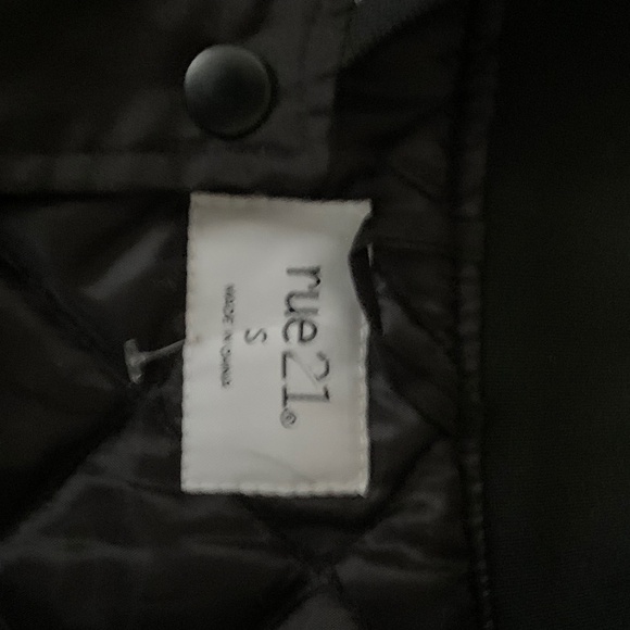 Jacket - Picture 1 of 5